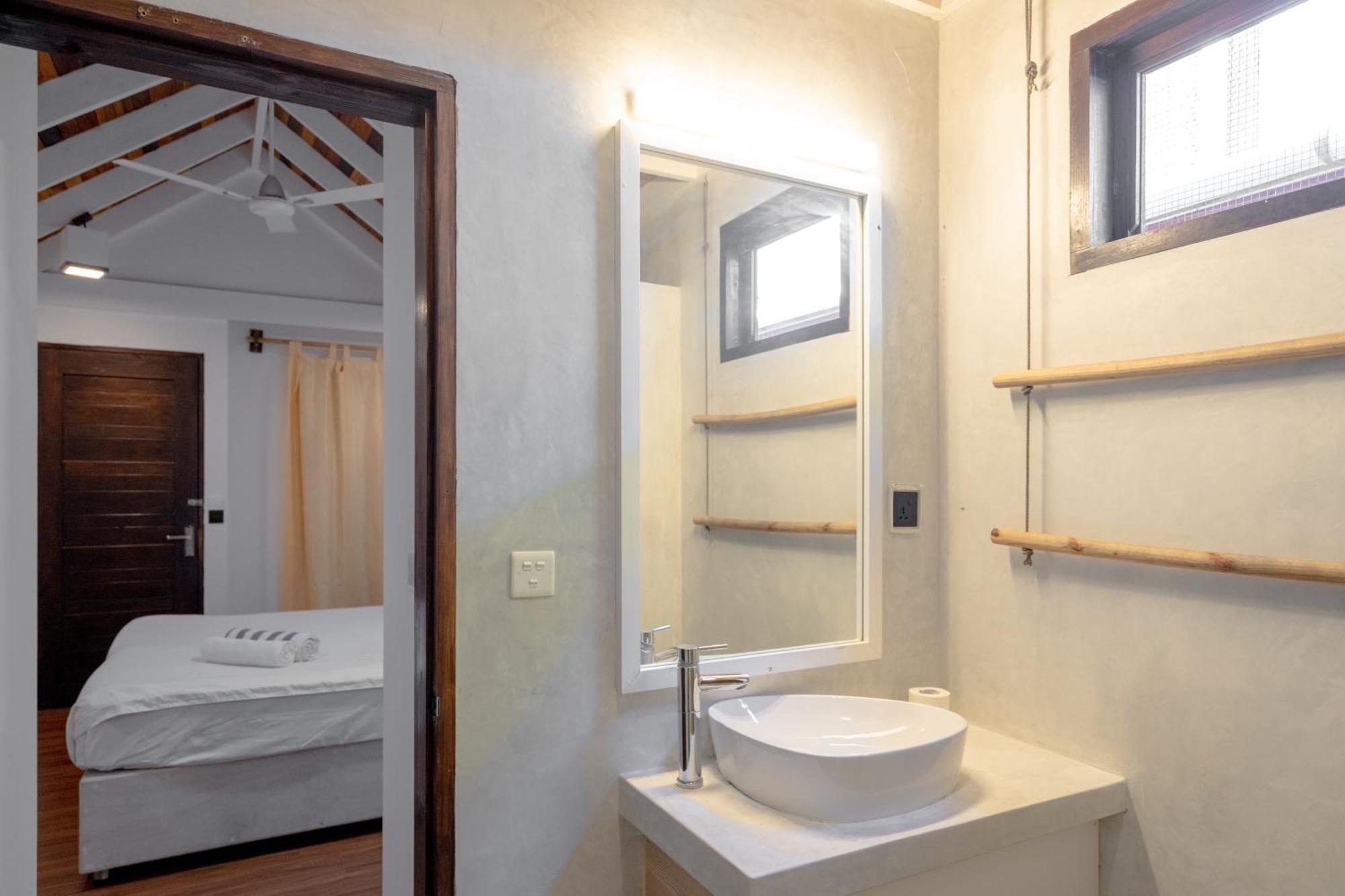 Brickwood Ganduvaru Private Villas Rasdhoo Exterior photo